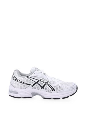 Кроссовки на шнуровке GEL-1130