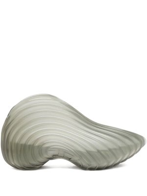 кроссовки в рубчик из коллаборации с Melissa