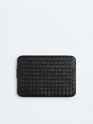 Getaway Document Case