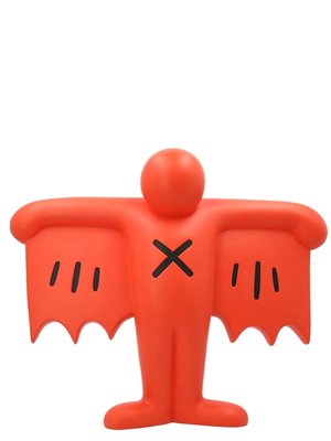 Статуя «Slying Devil» Кита Харинга