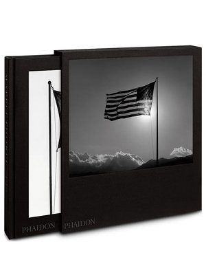 Книга Robert Mapplethorpe