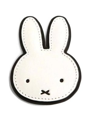 Кожаная брошь Miffy