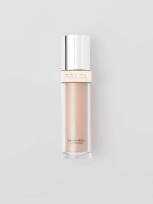 Тональная основа Prada Reveal Skin оптимизирующая - LW15 - светлый теплый.