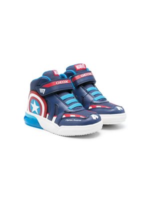 Высокие кроссовки Grayjay из коллаборации с Marvel