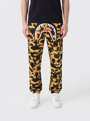 Хлопковые джоггеры Bape с камуфляжным принтом