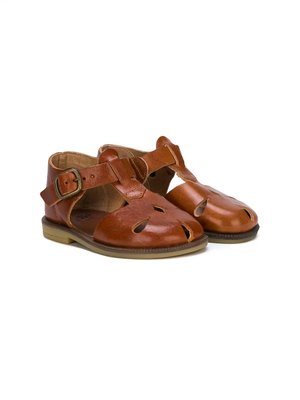 Cut-out detail closed toe sandals
