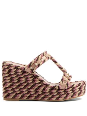босоножки Rockstud 90 на танкетке