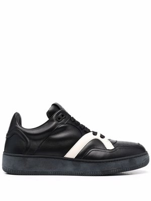 Кроссовки в двух тонах