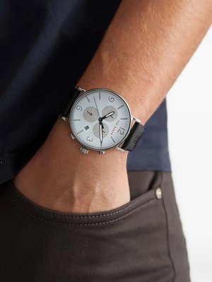 Наручные часы Analog 41 мм