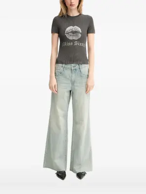 Футболка с аппликацией