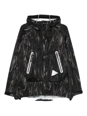 Куртка с карманами на молнии