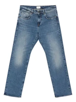 Прямые джинсы