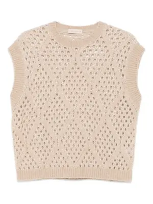 Укороченный фактурный жилет