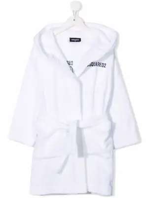 Халат с вышитым логотипом Icon