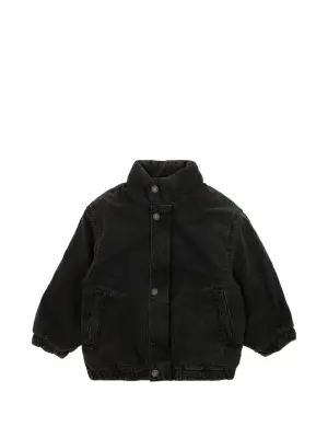 Джинсовая куртка на пуговицах