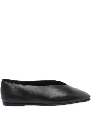 Балетки на плоской подошве