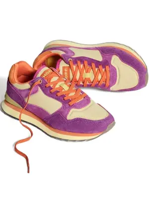 Кроссовки со вставками