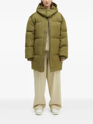 Пуховик с капюшоном