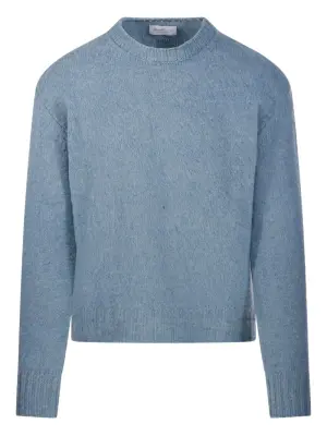 Свитер с круглым вырезом