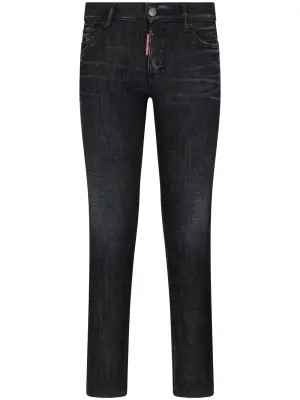 Зауженные джинсы с нашивкой-логотипом