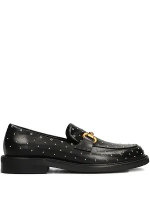 Лоферы с заклёпками