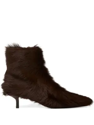 Фактурные ботильоны на каблуке-рюмке