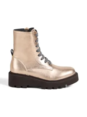 Ботинки на шнуровке