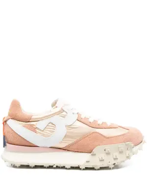 Кроссовки со вставками