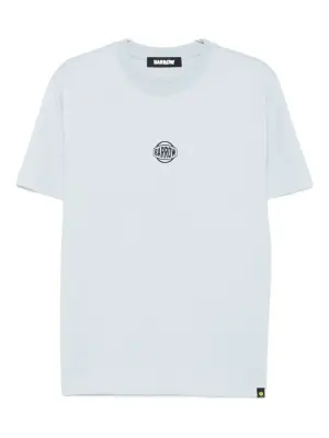 Футболка с вышитым логотипом