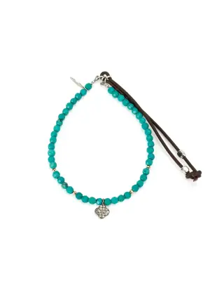 браслет с бусинами