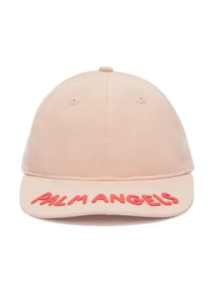 Кепка с аппликацией