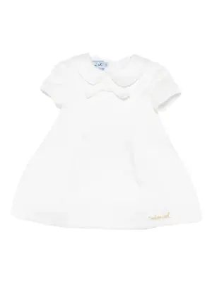 Платье с вышивкой