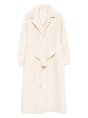 Пальто с поясом