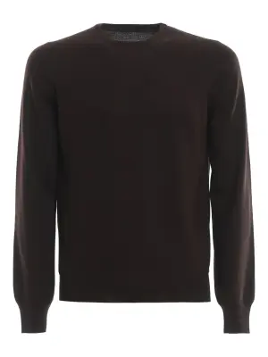 Свитер с круглым вырезом и длинными рукавами