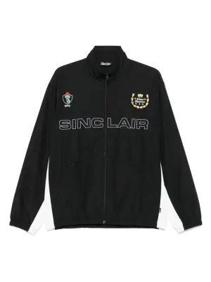 Куртка с вышитым логотипом