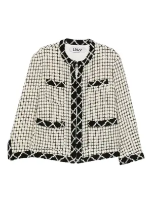 Куртка с карманами