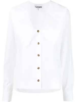 Блузка с оборками на воротнике