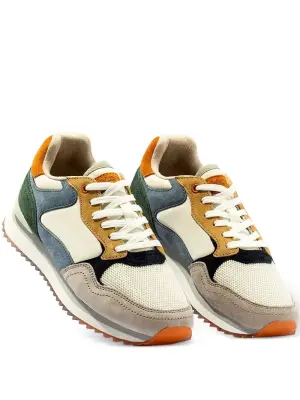 Кроссовки со вставками