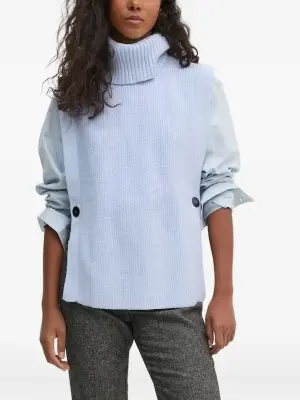 Топ с высоким воротником на пуговицах