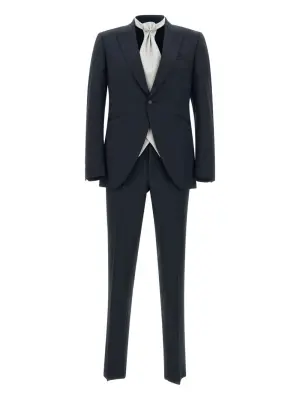 Костюм с однобортным пиджаком