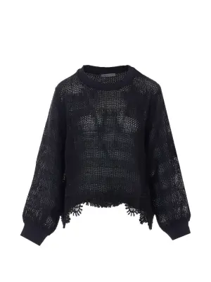 Свитер с круглым вырезом