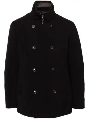 Куртка с логотипом