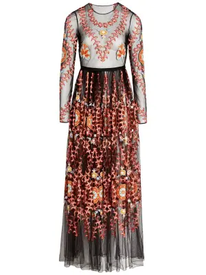 Платье из тюля с вышивкой