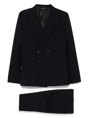Костюм с двубортным пиджаком