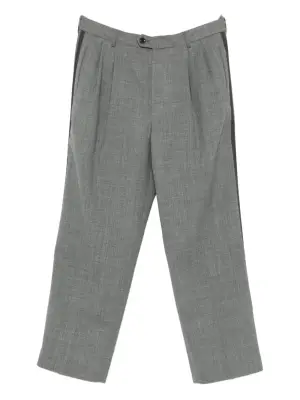 Брюки с защипами