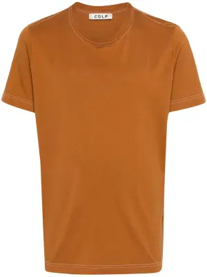 Футболка с контрастной строчкой