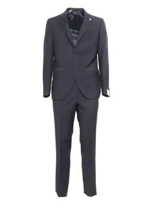 Костюм с фестонами