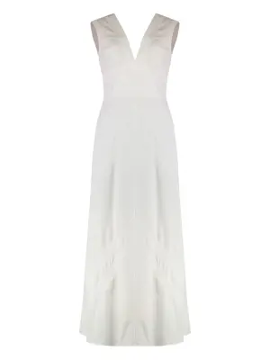 Платье с V-образным вырезом