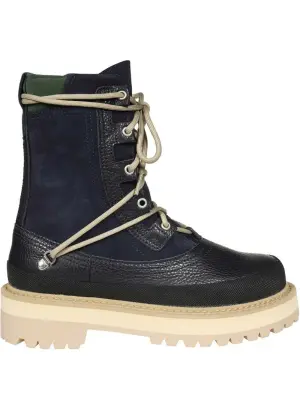 Ботинки на шнуровке
