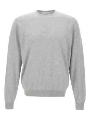 Свитер с круглым вырезом